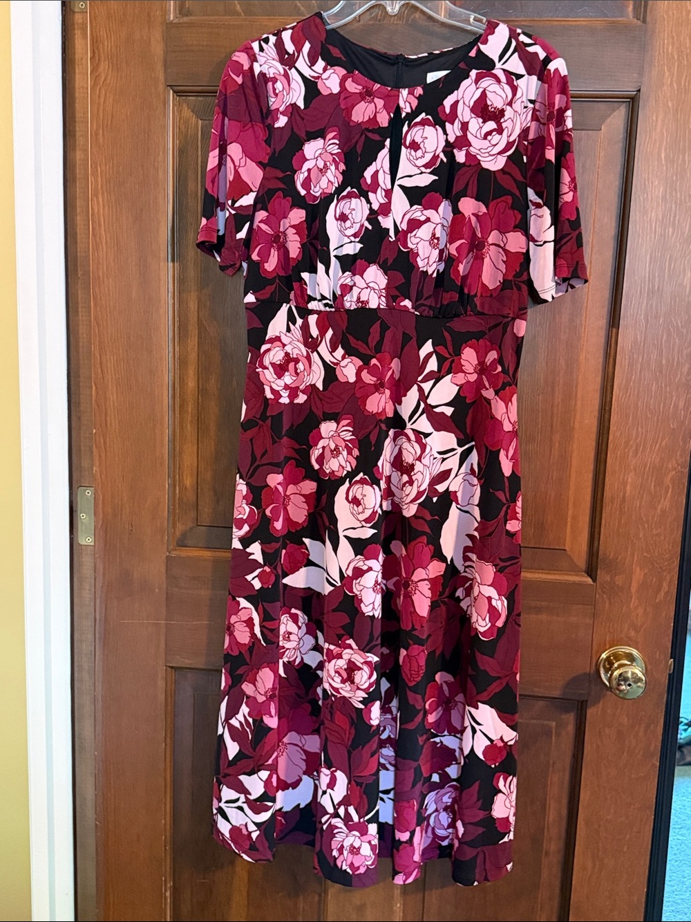 London Times Empire a-line floral keyhole neckline midi dress, size 8 NWOT